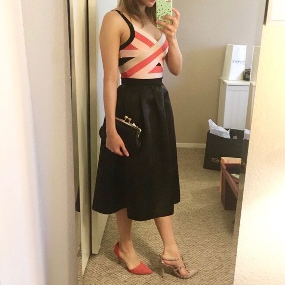 BEBE CYNTHIA COLORBLOCK BANDAGE BODYCON TOP SKIRT DRESS - Picture 10 of 13